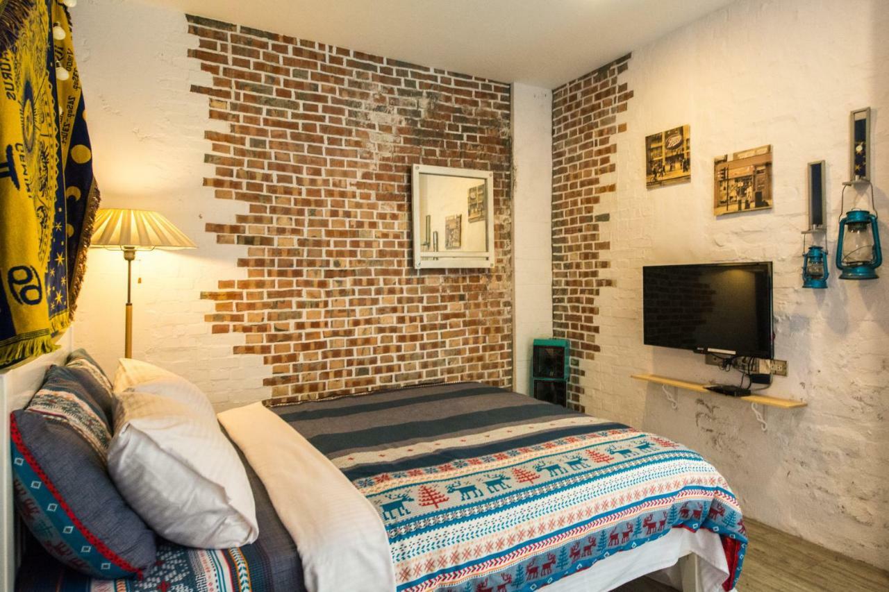 Dearhouse Apartment Tainan Exterior photo